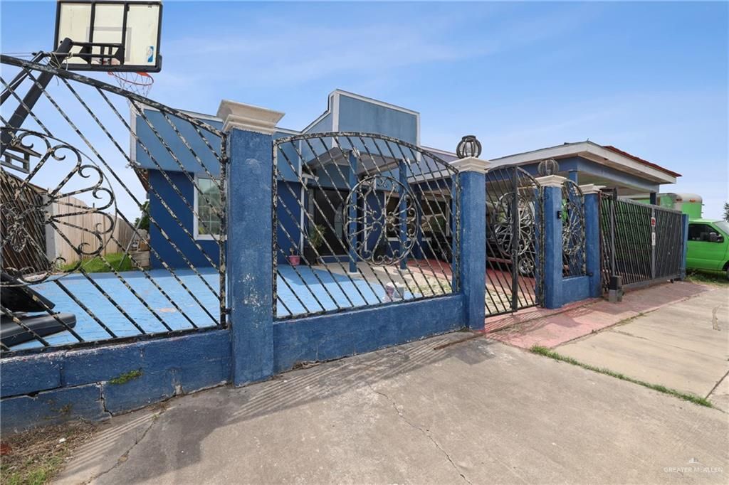 805 W Sabatini Avenue, Pharr, TX 78577