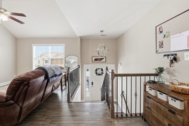 1148 Racker Dr, Clarksville, TN 37043