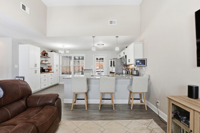 1148 Racker Dr, Clarksville, TN 37043