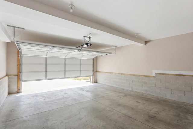 1148 Racker Dr, Clarksville, TN 37043