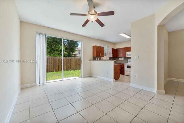 1427 SE 25th Ave, Homestead, FL 33035