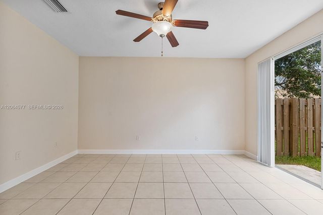 1427 SE 25th Ave, Homestead, FL 33035
