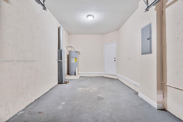 1427 SE 25th Ave, Homestead, FL 33035