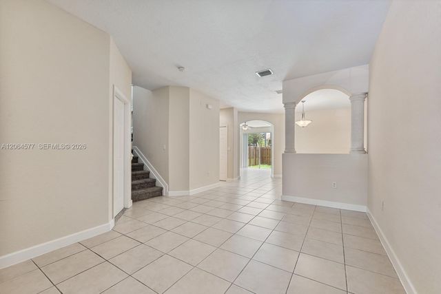 1427 SE 25th Ave, Homestead, FL 33035