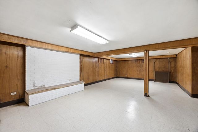 1024 S Spring Avenue, La Grange, IL 60525