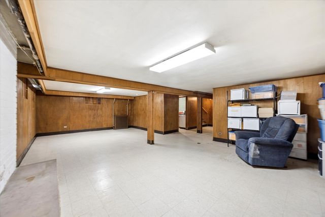 1024 S Spring Avenue, La Grange, IL 60525