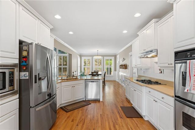 803 Mill Run Trail, Canton, GA 30114