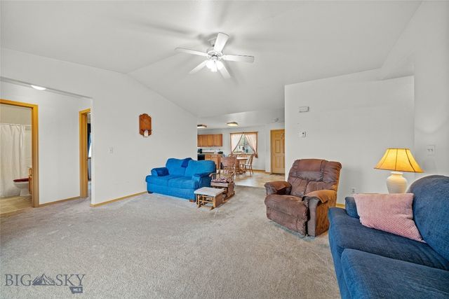 1009 Paisley Drive, Belgrade, MT 59714