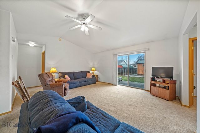 1009 Paisley Drive, Belgrade, MT 59714