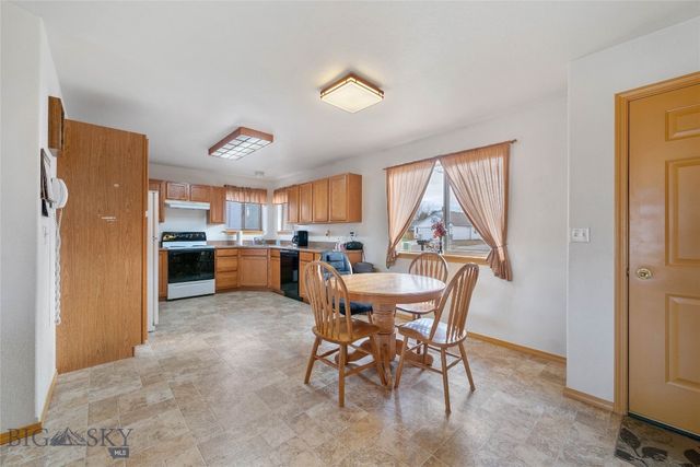 1009 Paisley Drive, Belgrade, MT 59714