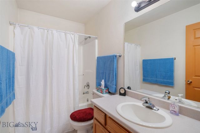 1009 Paisley Drive, Belgrade, MT 59714