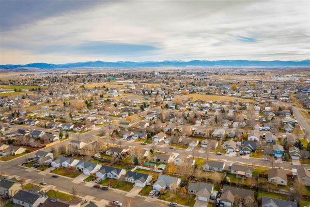 1009 Paisley Drive, Belgrade, MT 59714