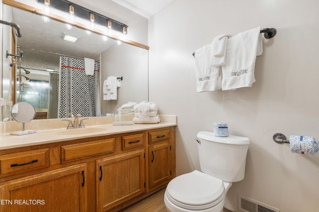 3 Duplexes Dolly's Drive, Sevierville, TN 37876