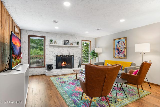 3 Duplexes Dolly's Drive, Sevierville, TN 37876