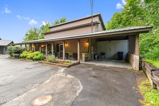 3 Duplexes Dolly's Drive, Sevierville, TN 37876