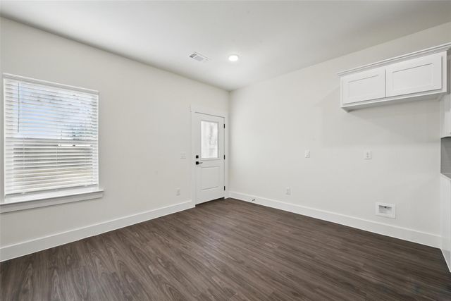 408 Broadway, Whitesboro, TX 76273