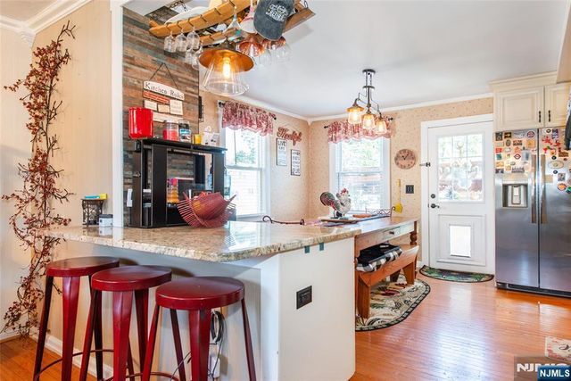 41 Frederick Avenue, Hawthorne, NJ 07506