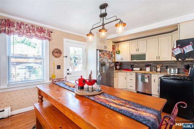 41 Frederick Avenue, Hawthorne, NJ 07506