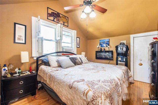 41 Frederick Avenue, Hawthorne, NJ 07506