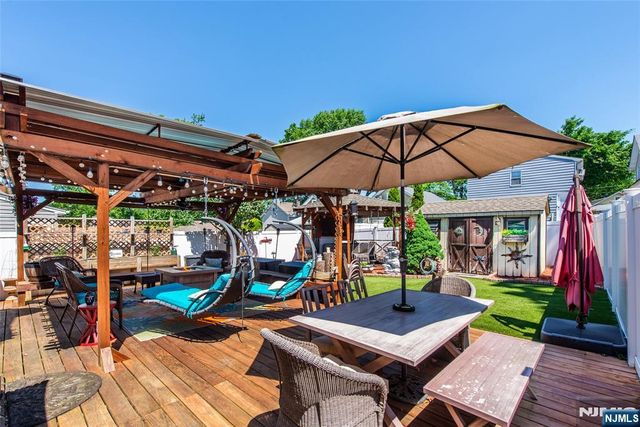 41 Frederick Avenue, Hawthorne, NJ 07506