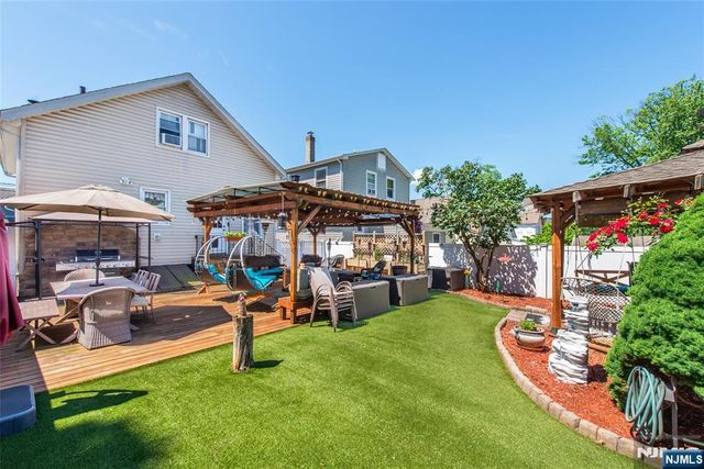 41 Frederick Avenue, Hawthorne, NJ 07506