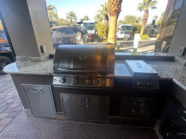 8175 Arville Street 300, Las Vegas, NV 89139