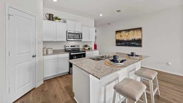 212 Whispering Pine Drive, Royse City, TX 75189