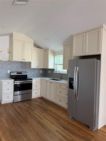 1406 E 33rd Street, Houston, TX 77022