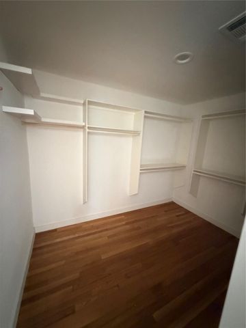 1406 E 33rd Street, Houston, TX 77022