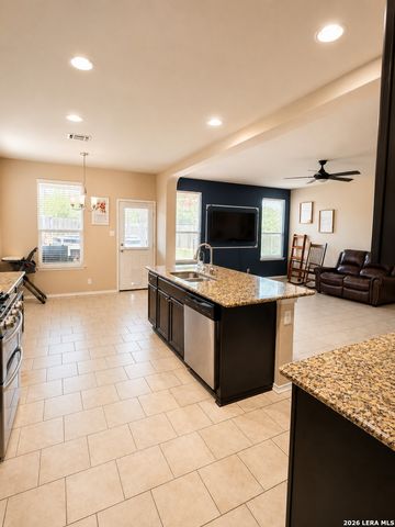 713 Pipe Gate, Cibolo, TX 78108