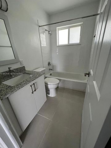 2970 SW 38th Ct 006, Miami, FL 33134