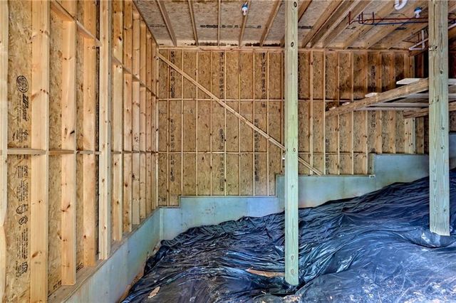 341 Abby Ln, Clayton, GA 30525