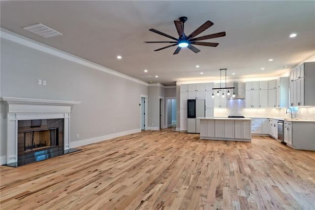 341 Abby Ln, Clayton, GA 30525