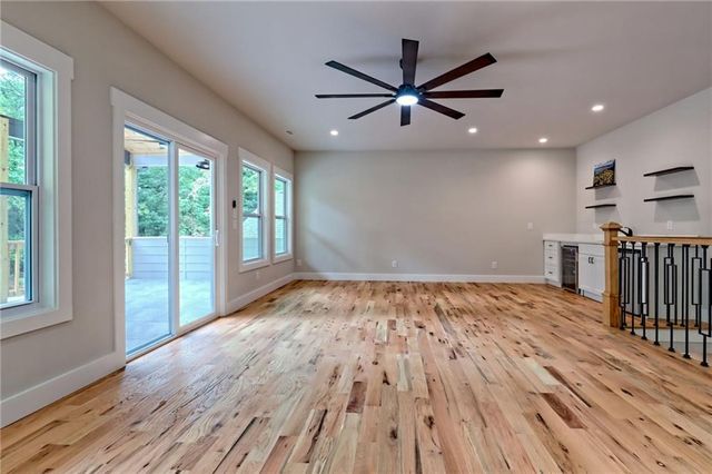 341 Abby Ln, Clayton, GA 30525