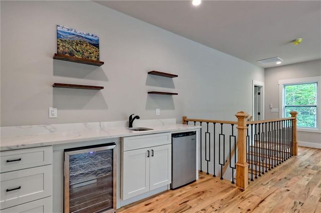 341 Abby Ln, Clayton, GA 30525