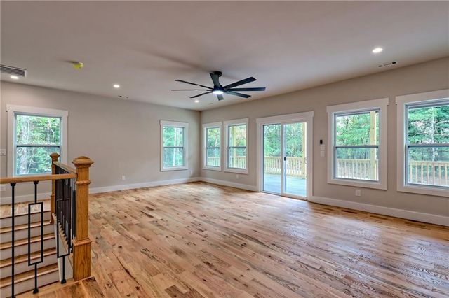 341 Abby Ln, Clayton, GA 30525