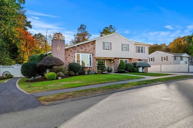 24 Tumelty, Peabody, MA 01960