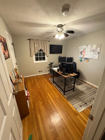 24 Tumelty, Peabody, MA 01960