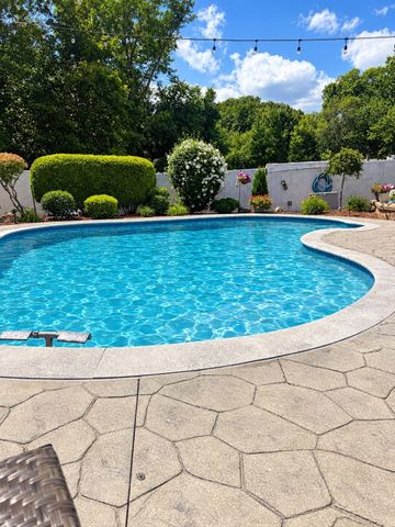 24 Tumelty, Peabody, MA 01960