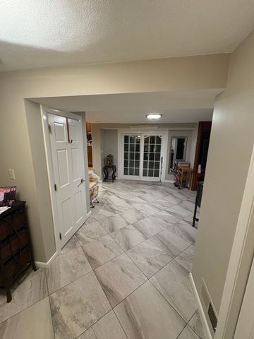 24 Tumelty, Peabody, MA 01960