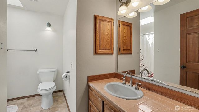 16011 SE 169th Place, Renton, WA 98058