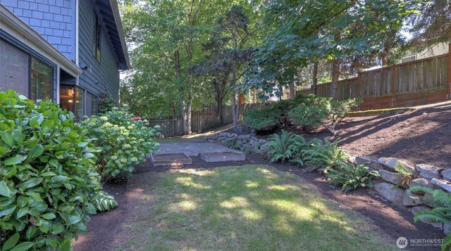 16011 SE 169th Place, Renton, WA 98058