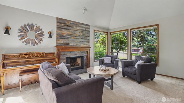 16011 SE 169th Place, Renton, WA 98058
