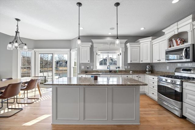 4009 SW 4th Street, Ankeny, IA 50023