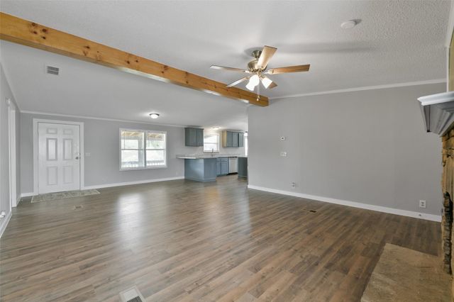 2431 Bay Oaks Harbor Drive, Baytown, TX 77523