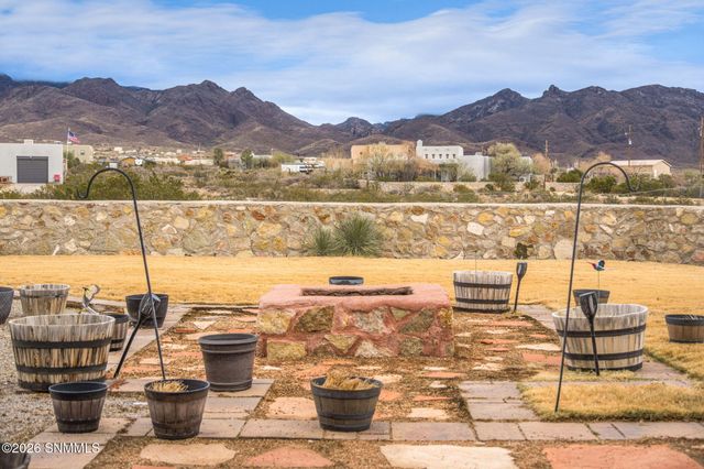 10085 Achenbach Canyon Road, Las Cruces, NM 88011