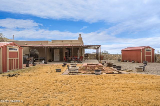 10085 Achenbach Canyon Road, Las Cruces, NM 88011