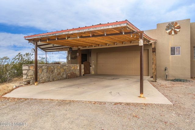 10085 Achenbach Canyon Road, Las Cruces, NM 88011
