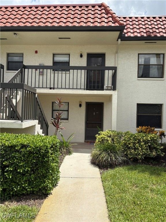4346 27th CT SW 102, Naples, FL 34116