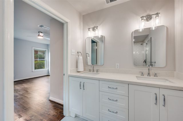 1342 Michigan Avenue, Dallas, TX 75216